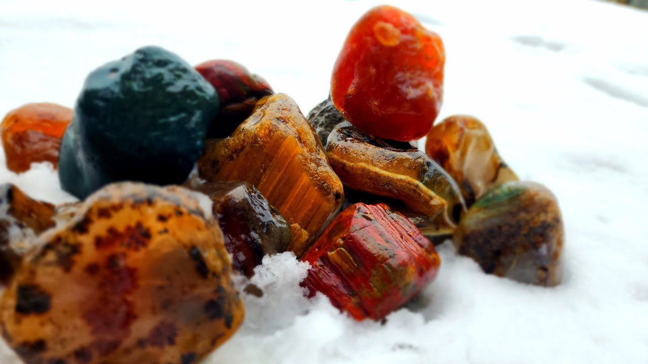 Discovering Hidden Gems In A Frozen Winter Creek #rockhounding