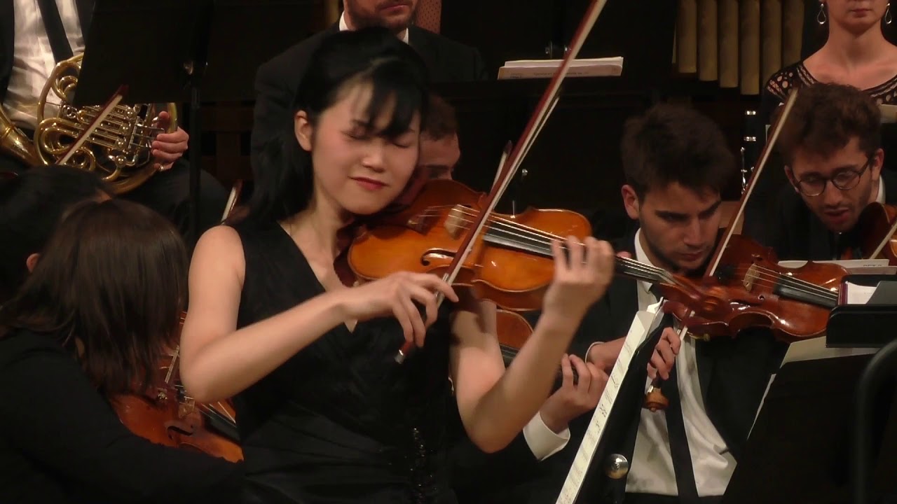 Concerto pour violon n°1, Burlesque, D. Chostakovitch, Aiko OKAMURA (violon)