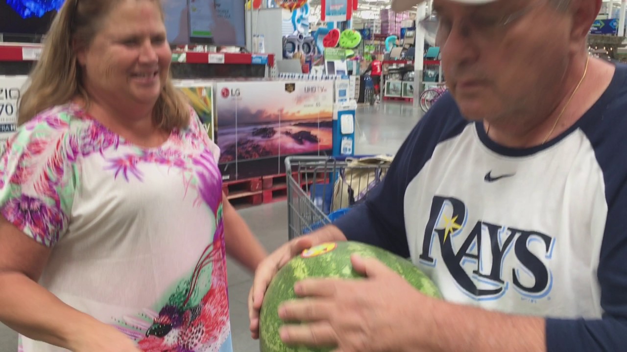 Instructional video: How to thump watermelons. My Condo Seniors only select the best!