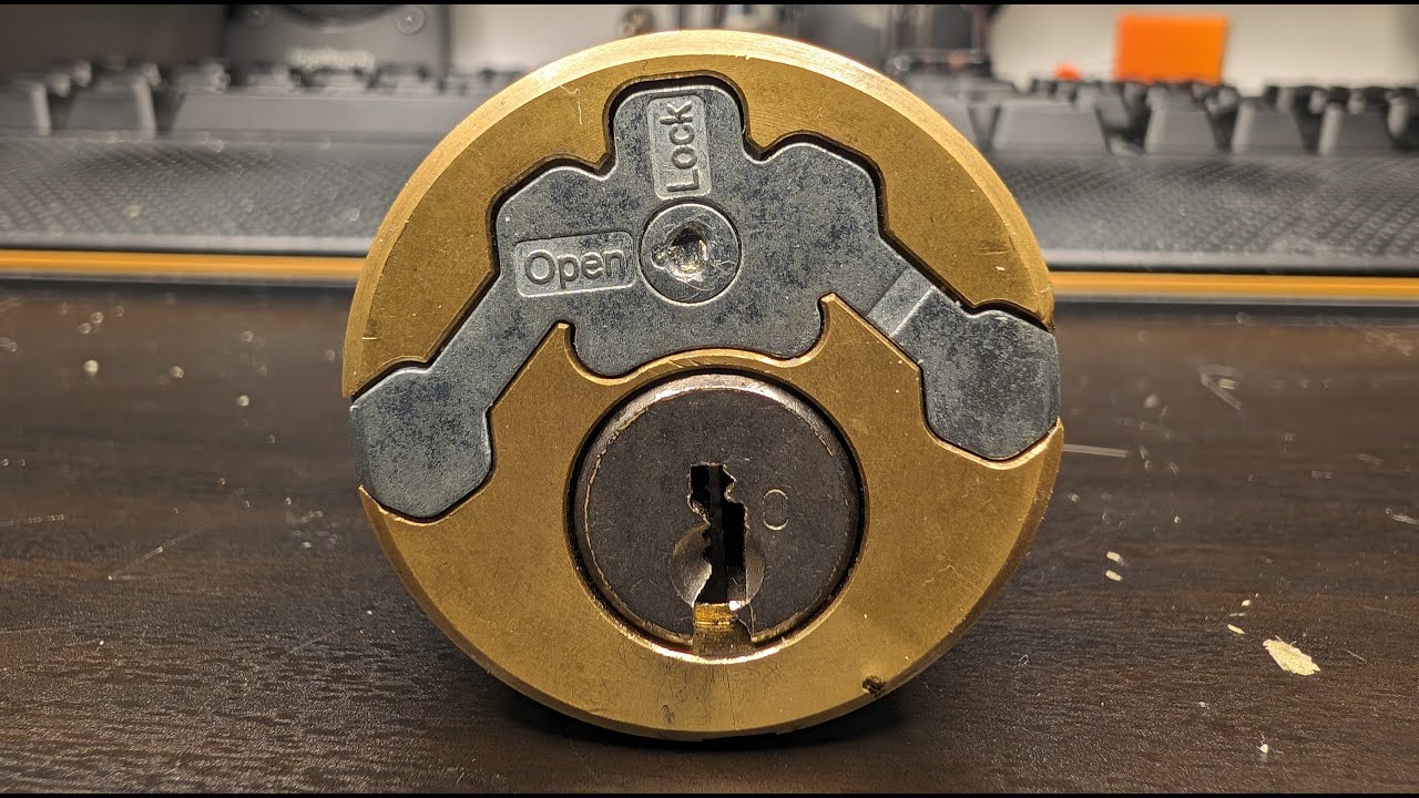 Assa Twin Combi with gin bottle spools picked and gutted