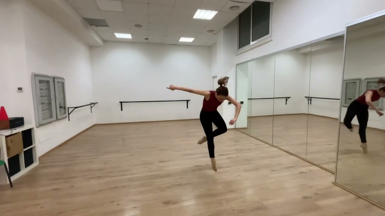 Contemporary solo