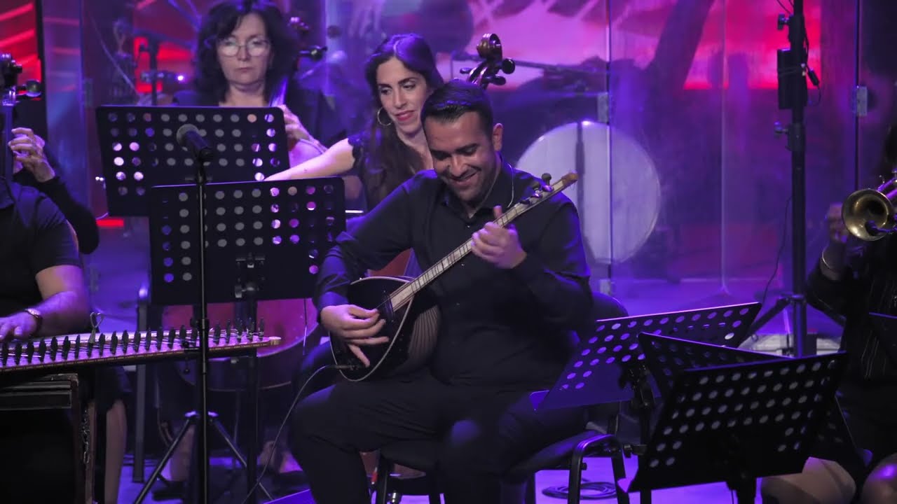 Kumsalda Dans - &ldquo;Akko, Salonika, Istanbul'' the Jerusalem Orchestra East West - Bağlama