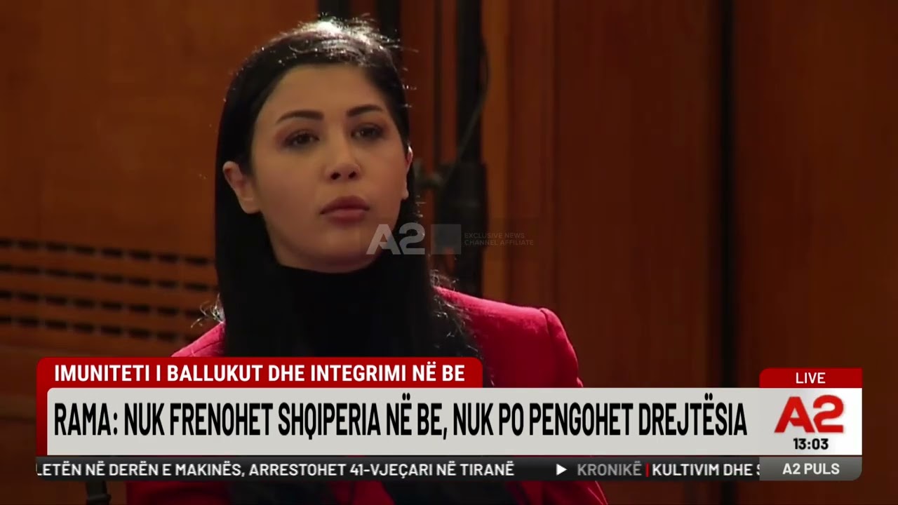 Rama “kapet” me gazetaren: Këtu fillon mitingu… nuk është ky vendi