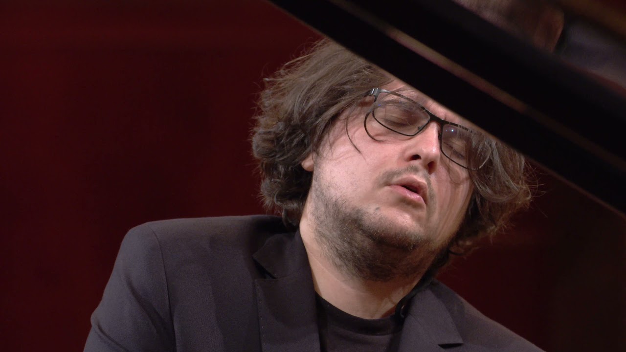 JAKUB KUSZLIK – Nocturne in E major, Op. 62 No. 2 (18th Chopin Competition, first stage)