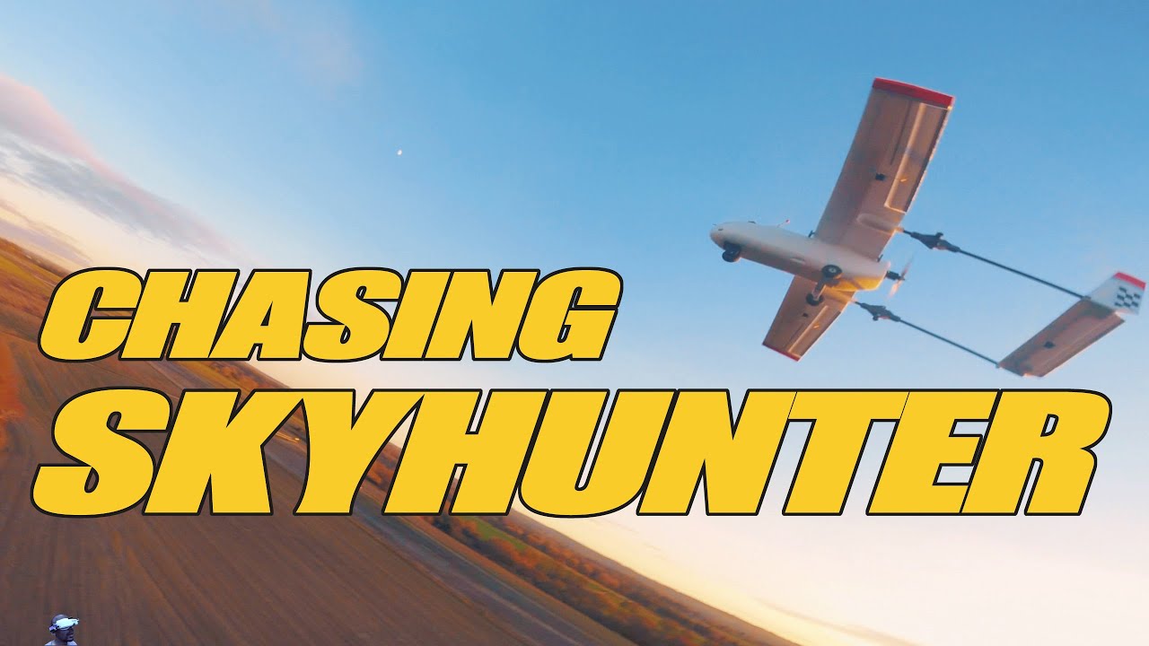 SKYHUNTER 1800mm with landing gear - FPV follow with quadcopter.