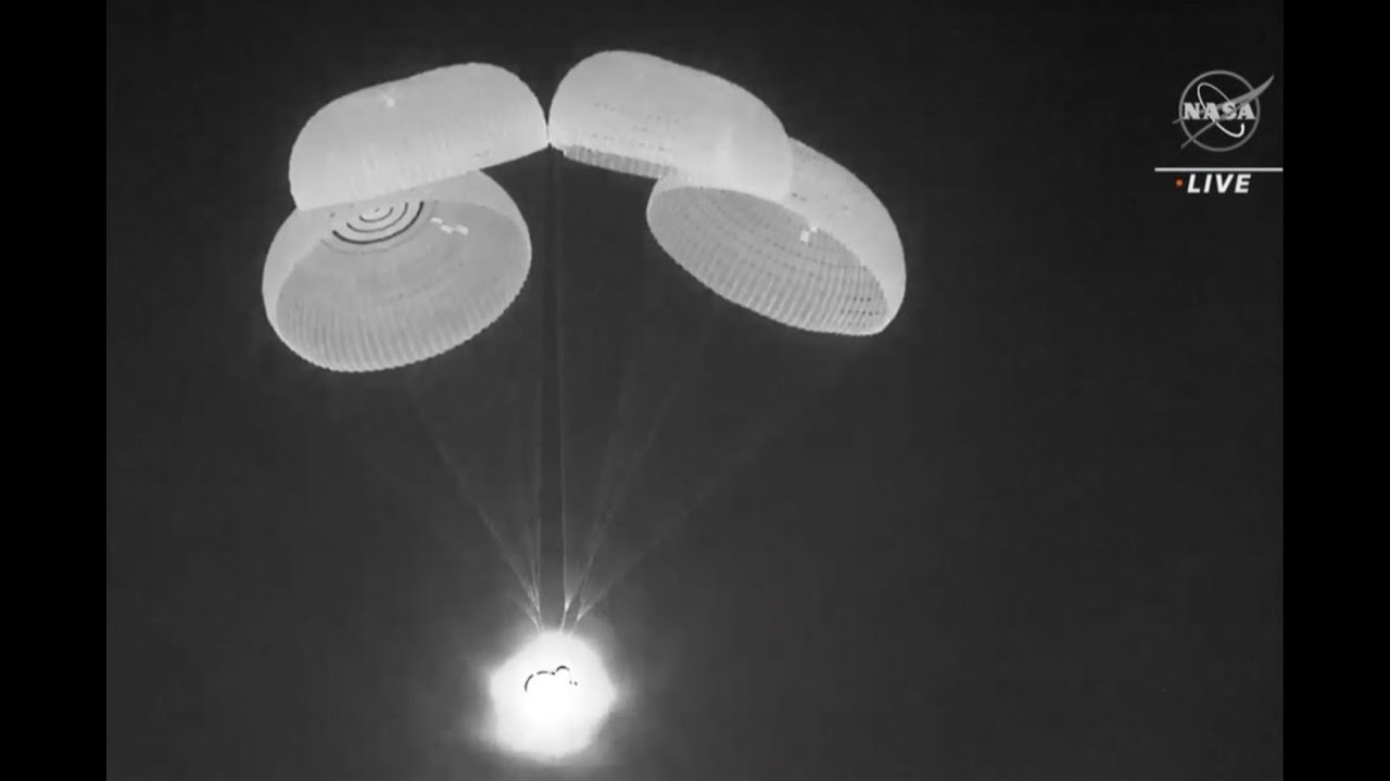 SpaceX capsule with 4 astronauts makes splashdown