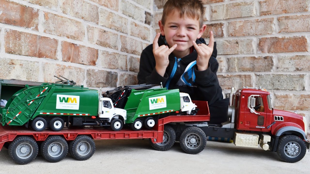 Bruder Mack Granite Flatbed Truck Loading Up First Gear Garbage Trucks l Garbage Trucks Rule