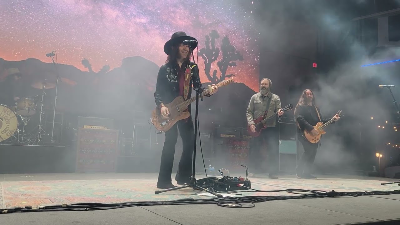 Blackberry Smoke  Ain't Much Left of Me with Mississippi Kid