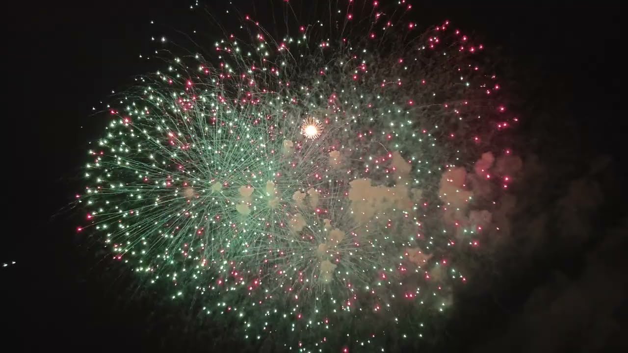 Vuurwerk show Las Fallas Valencia 2025