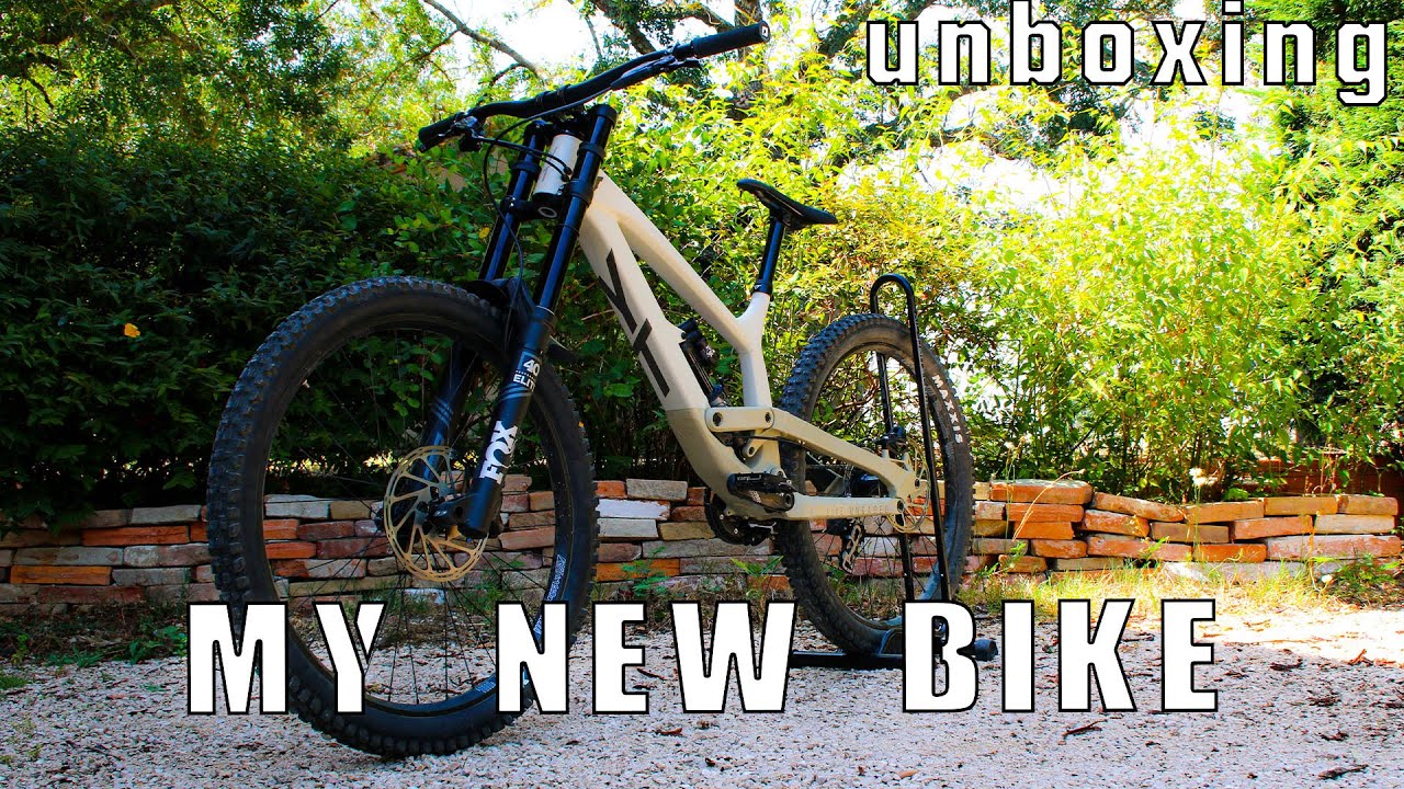 MY NEW BIKE//unboxing