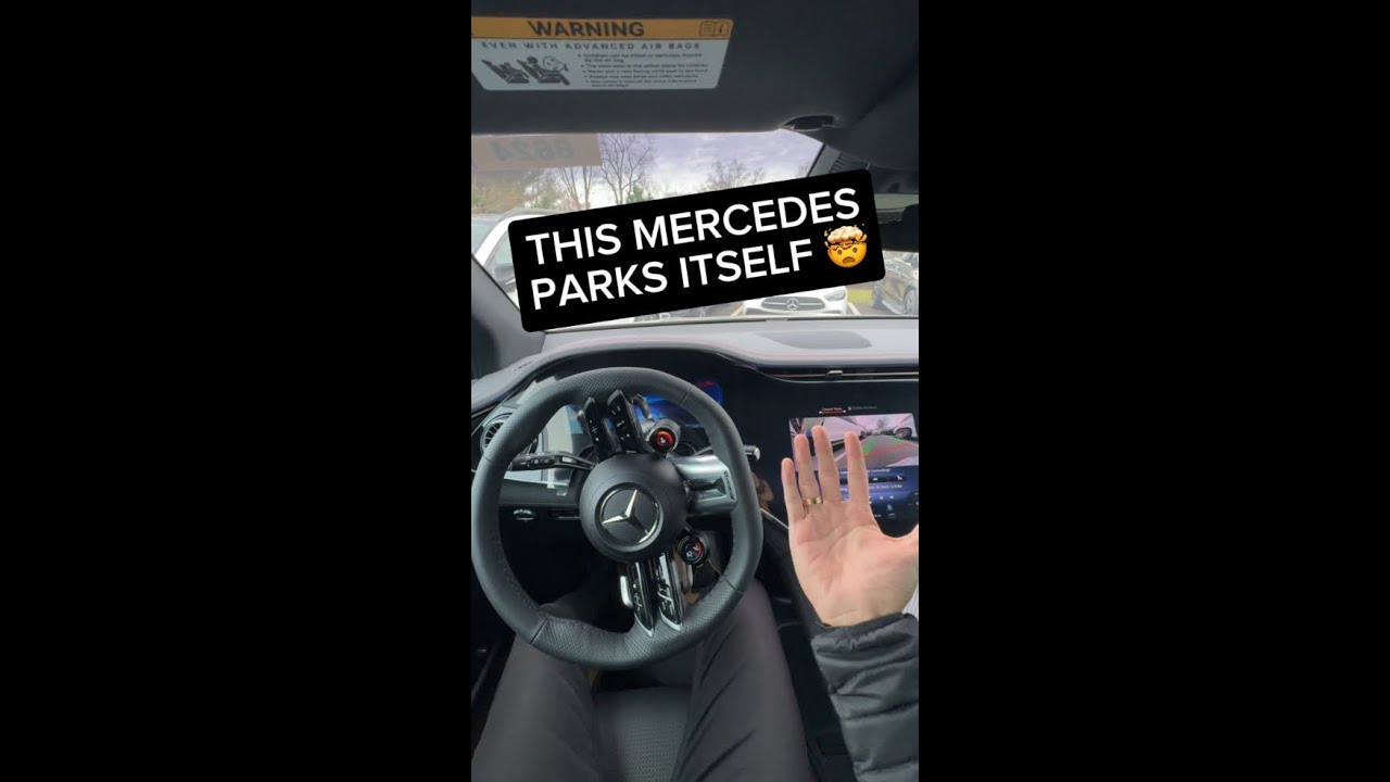 Self Parking Mercedes!