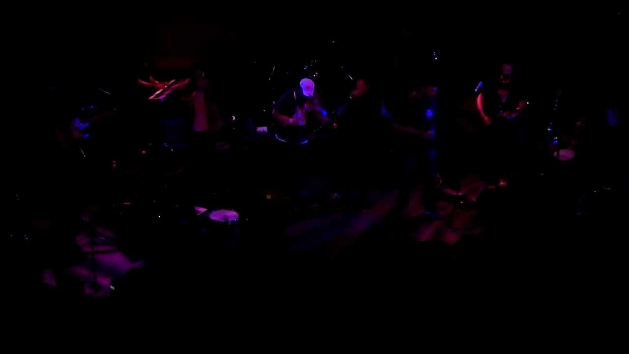 ΡΟΔΕΣ UNITED ΓΙΑ ΤΗΝ ΑΓΑΠΗ ΑΥΤΗ LIVE AT GAGARIN 205