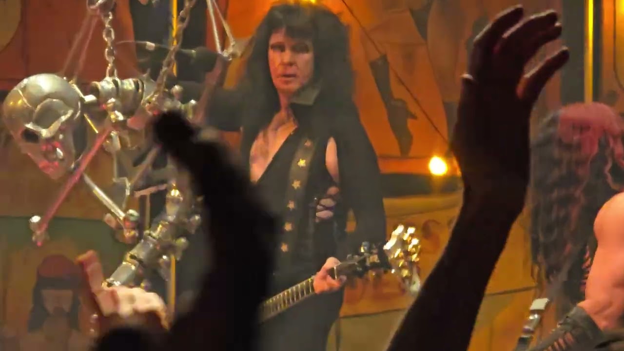 WASP - I wanna be somebody + L.O.V.E. Machine Live @Fållan 2025-10-12 Stockholm Sweden 