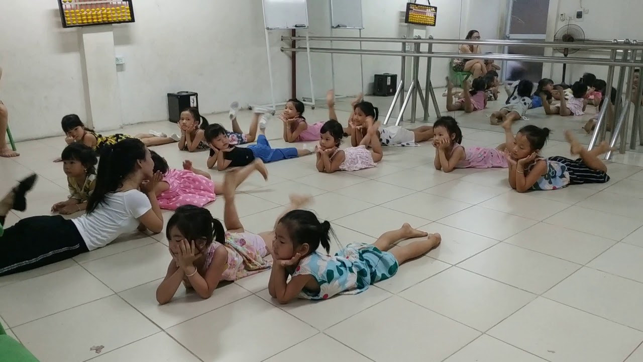 Múa Tarzan & Jane - CLB Kusa