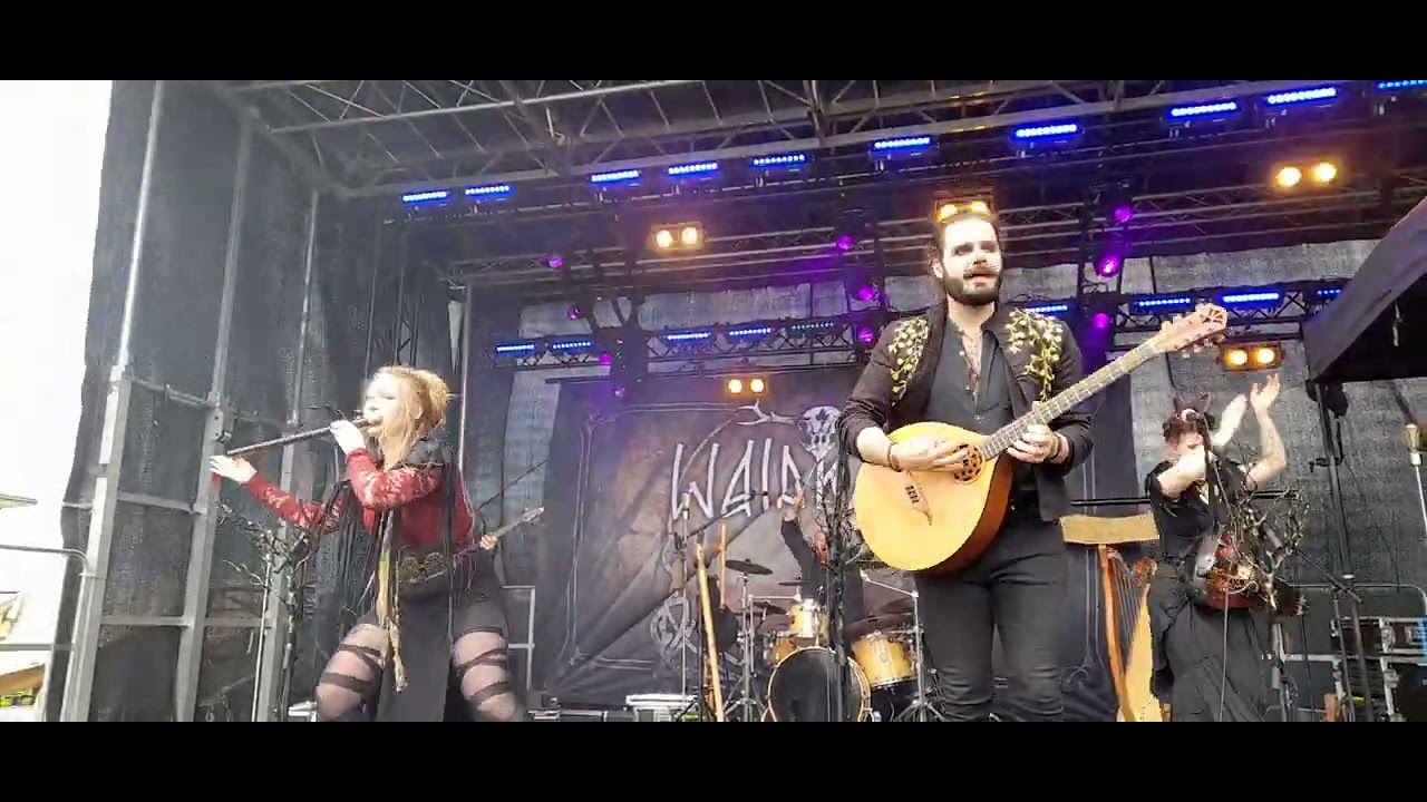Waldkauz live , Castlefest 2023 .