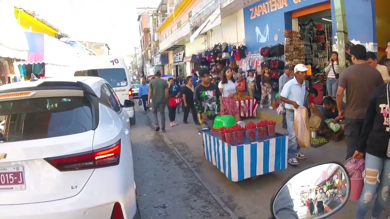 😲 Está Lleno el Centro de Tlapa por el Año Nuevo