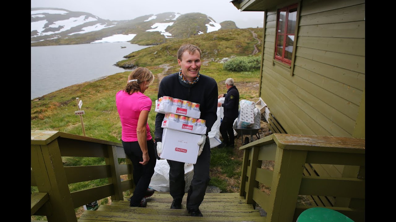 Dugnad på Selhamar turisthytte
