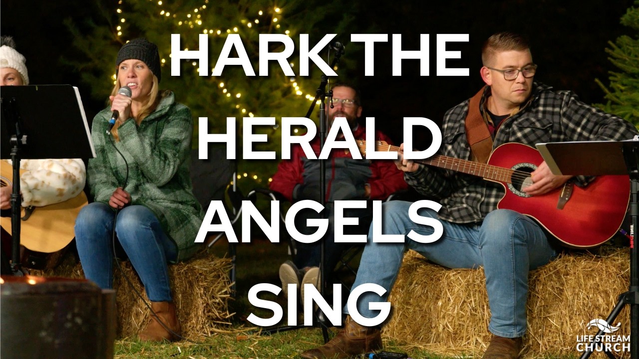 Hark The Herald Angels Sing | Christmas Music Video | Amanda Garcia | Life Stream Worship