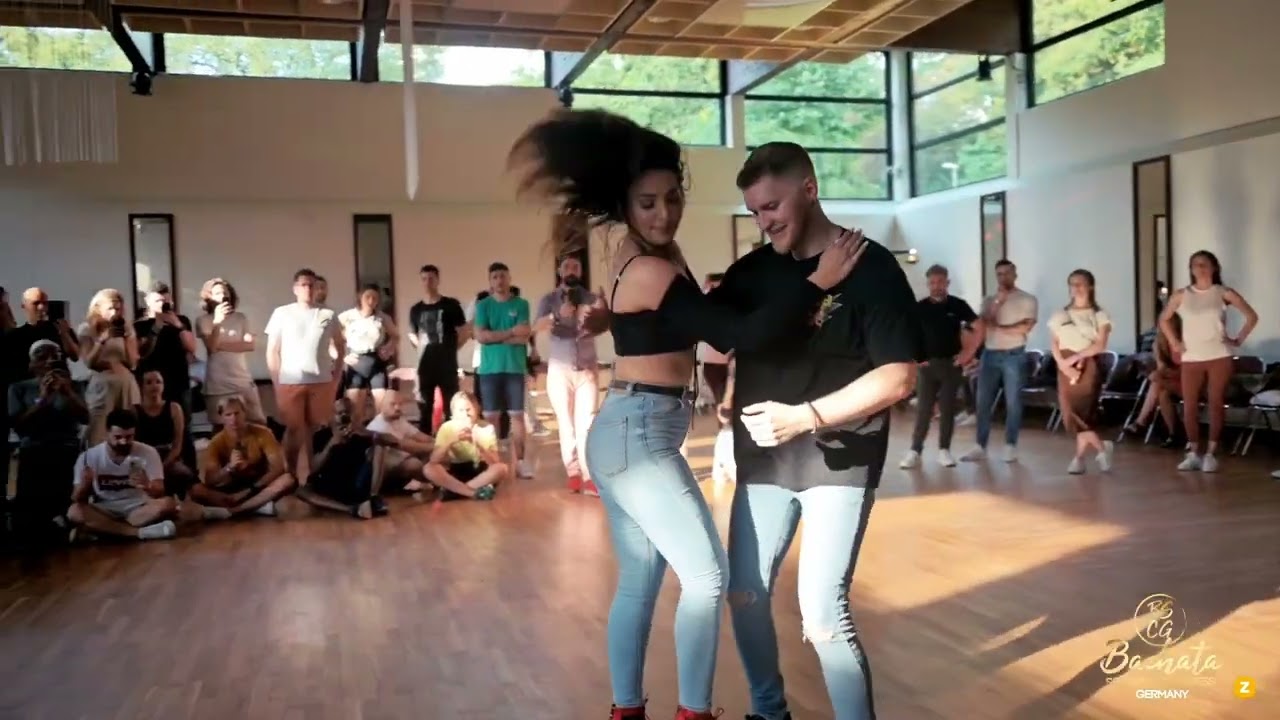 Notas - Break Out The Crazy (feat. Mayinbito) I Nick & Daniela