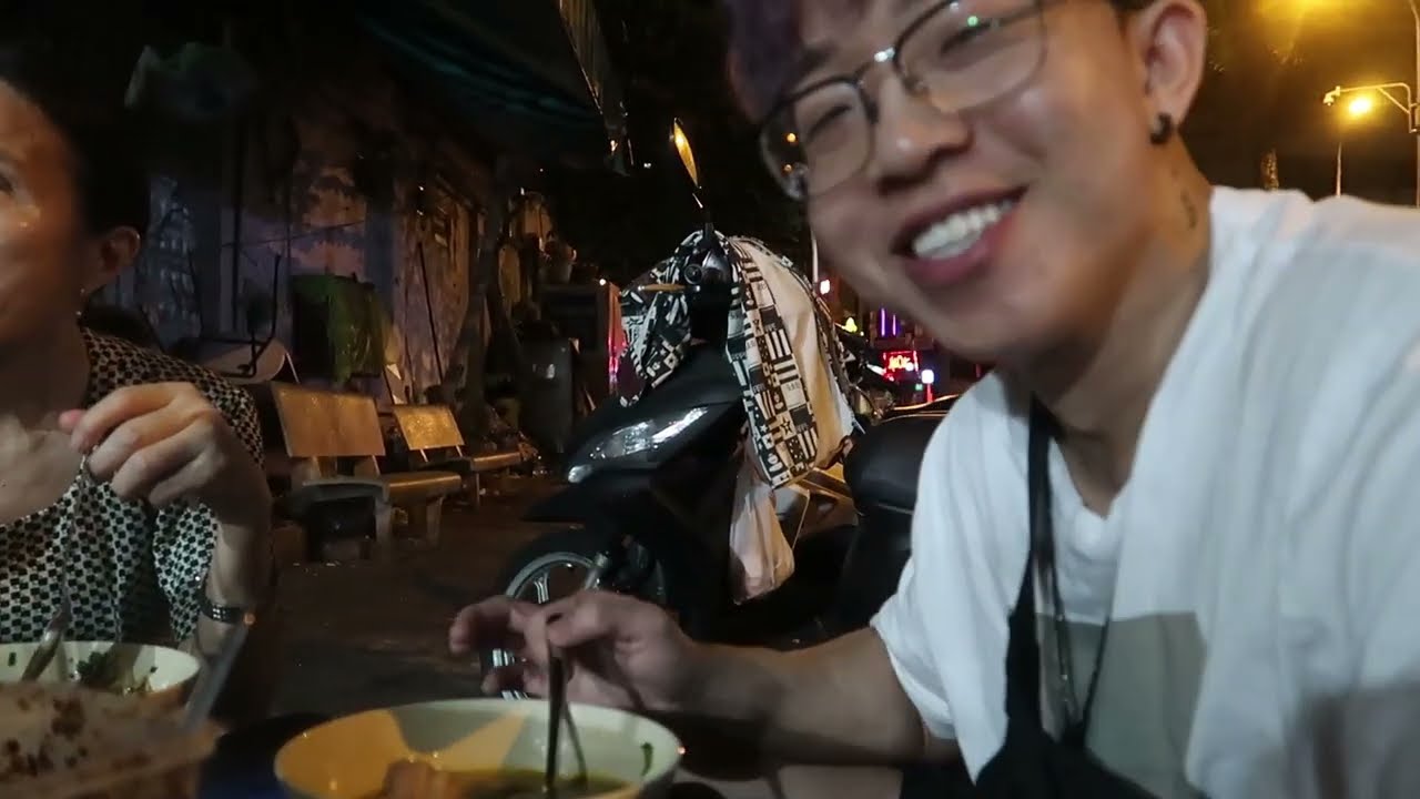 SERIES những trải nghiệm ở Việt Nam, Sài Gòn (Hồ Chí Minh), Ngày 1