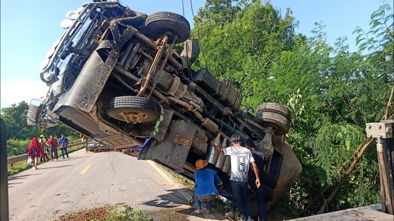 เช็คสภาพแล้วไม่น่าจะหมดเยอะเท่าไหร่ Dump Truck