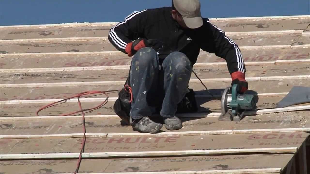 World Record  Gingerbread House to help Habitat for Humanity