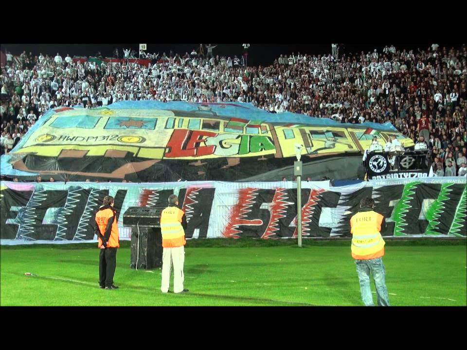 Pogoń Legia - doping i oprawy