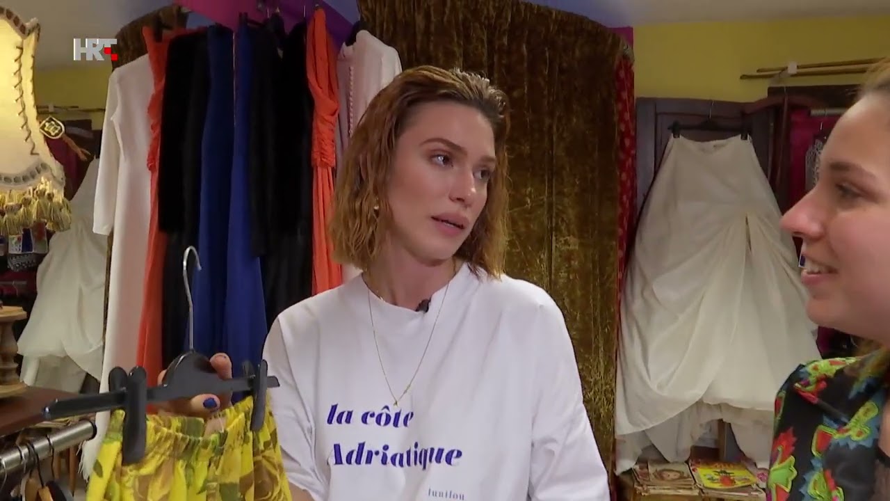Reportaže: Influenserica Paula Sikirić bira odjeću sa stavom  | HRT