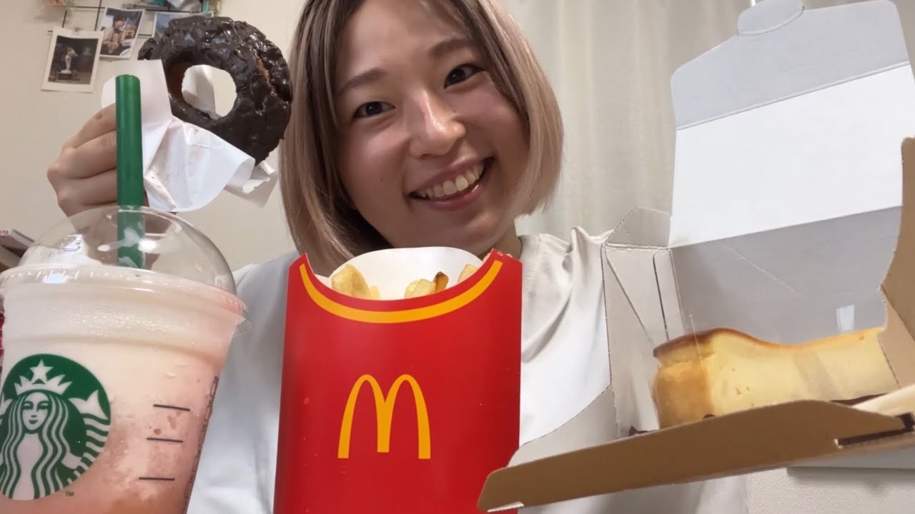 いま食べたいものかき集めたので、最近の出来事しゃべりながらひたすら食べる