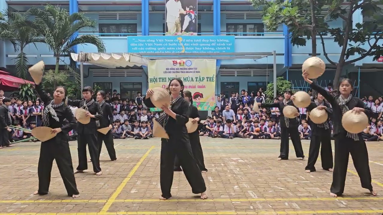 LỚP 8A5 || VŨ ĐIỆU MÙA XUÂN 2026 || TRƯỜNG THCS HOÀNG LÊ KHA