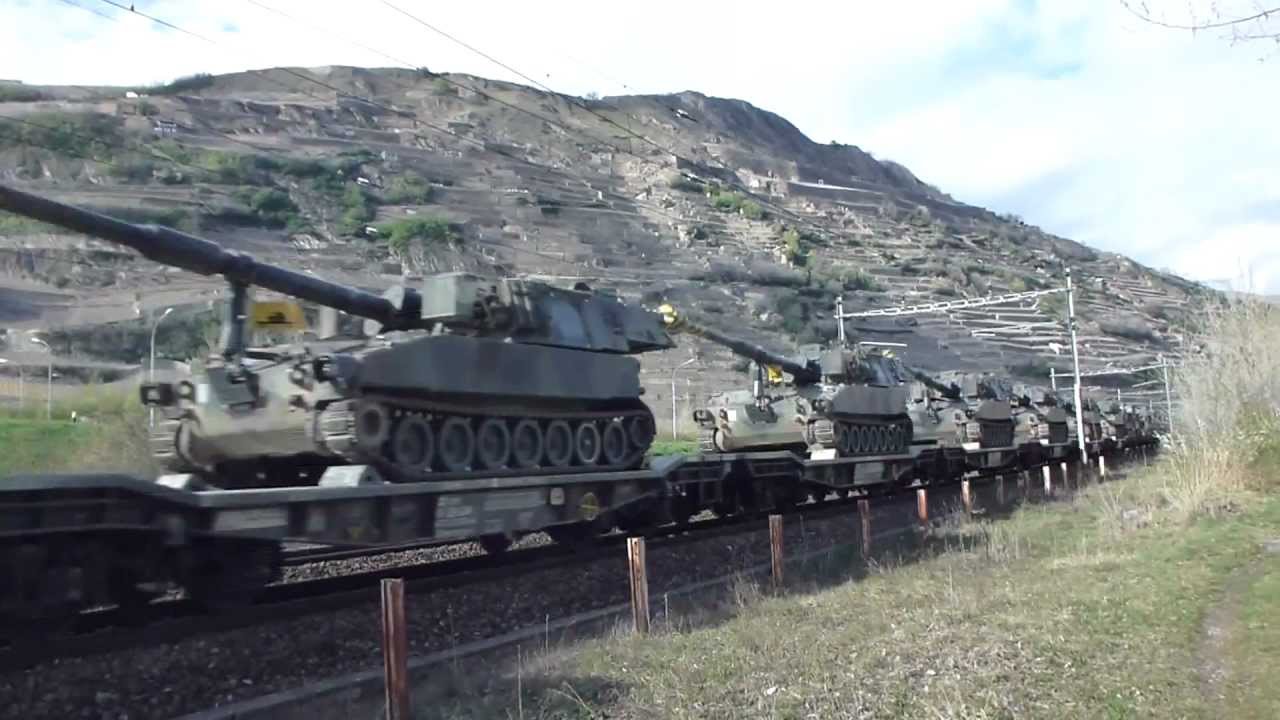 Re446 avec TEE Rheingold & Train militaire. [5.04.12]