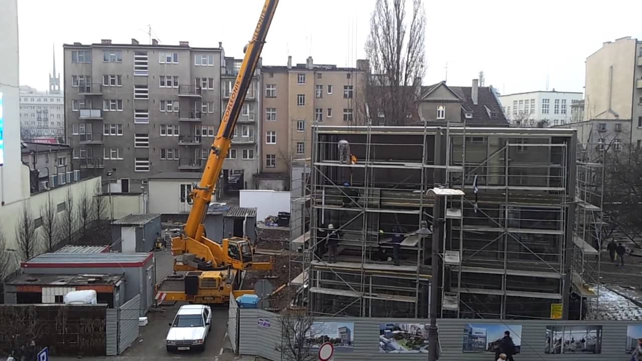 INFOBOX Gdynia - Montaż okien