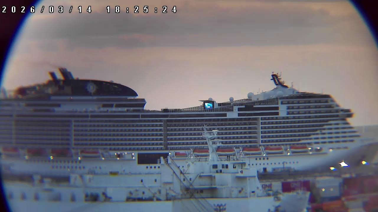 MSC BELLISSIMA #MSCベニッシマ入港6:25【LIVE】沖縄ライブカメラ 那覇新港 第二クルーズバース　NAHA Port OKINAWA