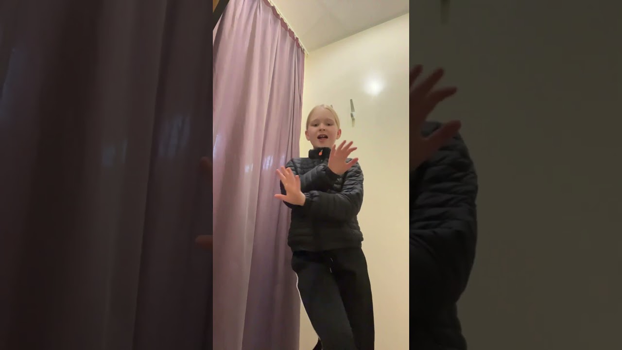 In een pashokje 😅🤪