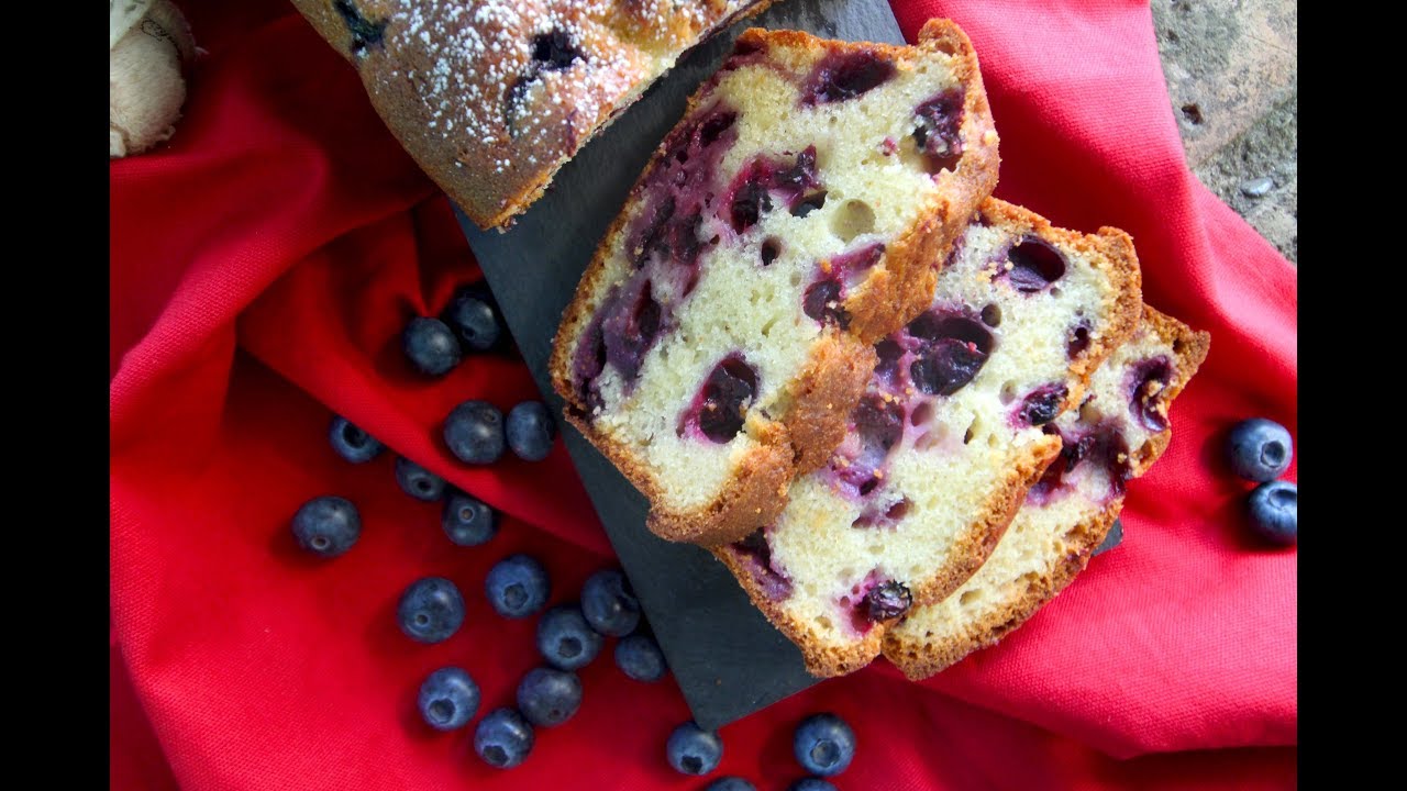 Plumcake con yogurt e mirtilli