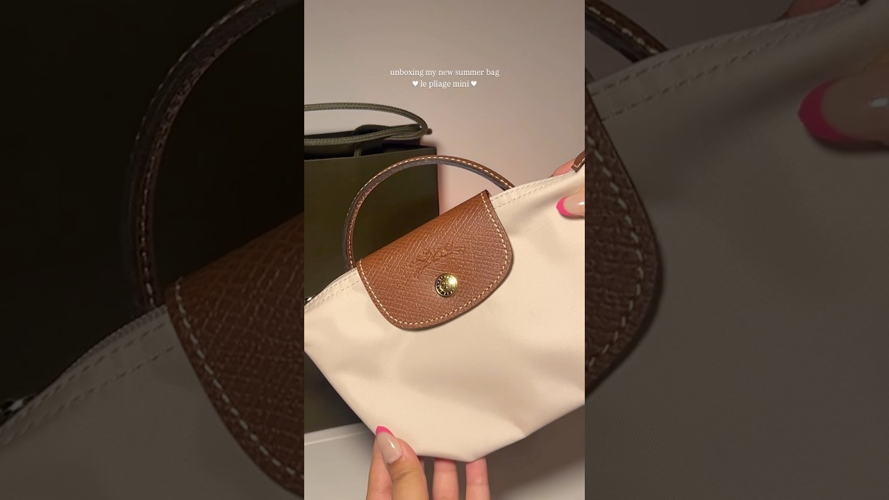Longchamp Le Pliage Mini 🤍 #longchamp #longchamplepliage #unboxing #luxurybag #ytshorts #shorts #yt