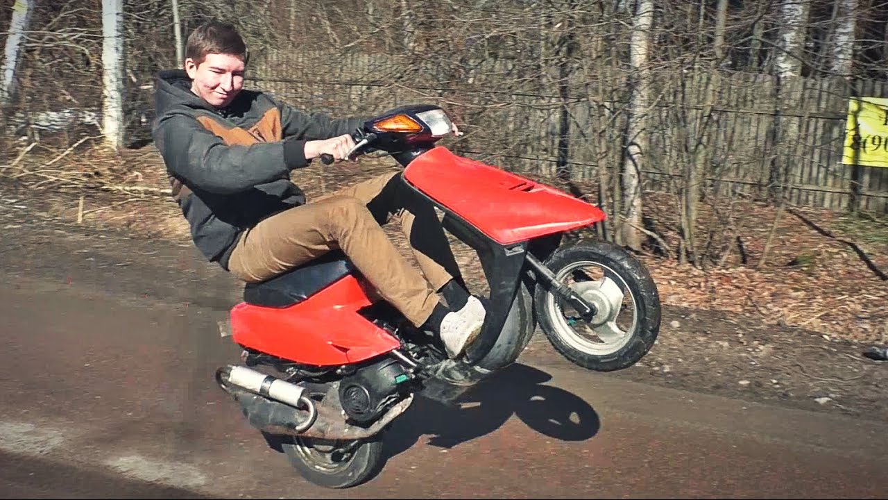 Yamaha Jog валит на китайском глушителе / Тюнинг скутера