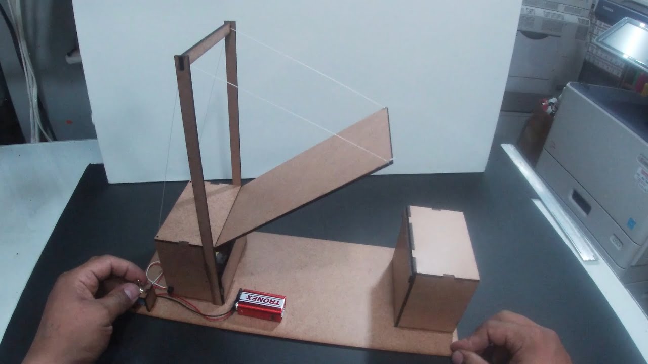 MAQUETA - Puente elevadizo sencillo con motor, para armar en casa - MUY FACIL¡
