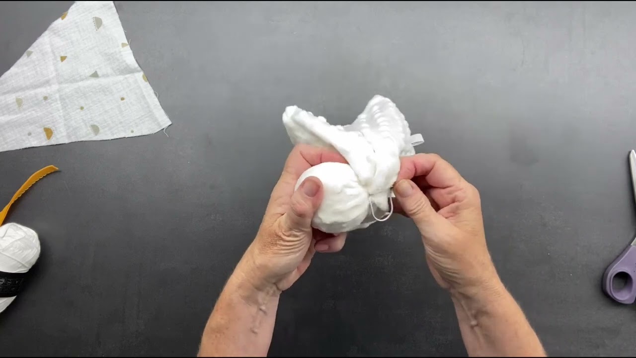 Knuffel popje maken.