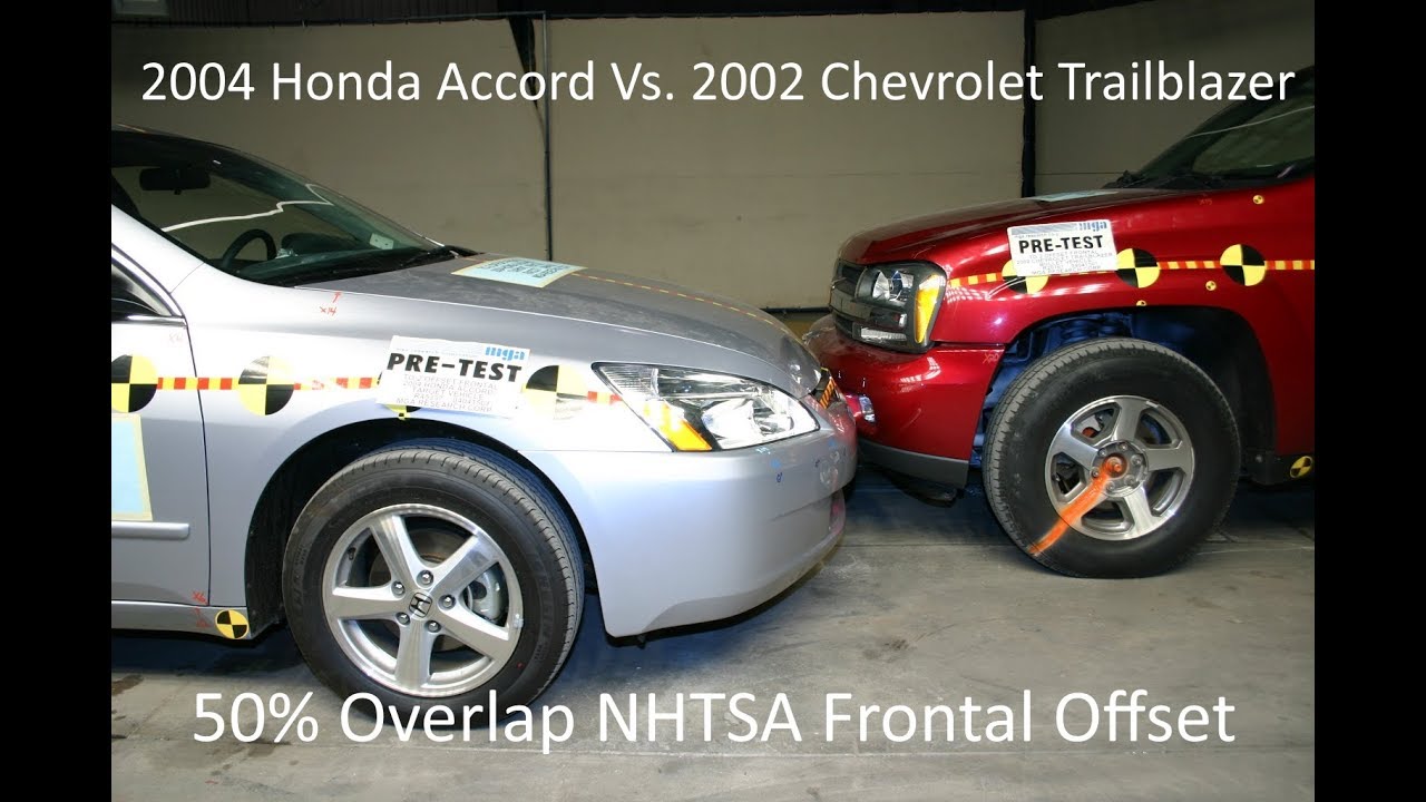 2004 Honda Accord Vs. 2002 Chevrolet Trailblazer Offset Crash Test (50% Overlap)