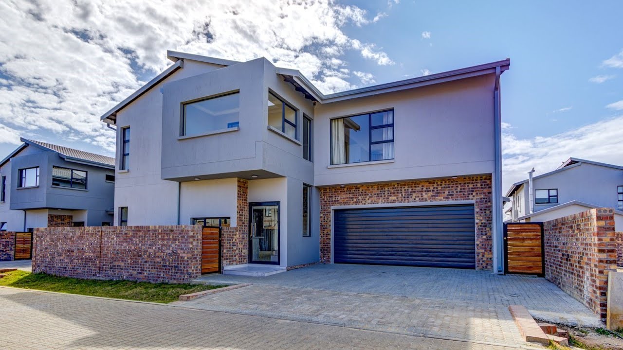 NEW DEVELOPMENT - NO TRANSFER COSTS - PLOT AND PLAN CONCEPT - DESIGN YOUR OWN HOME