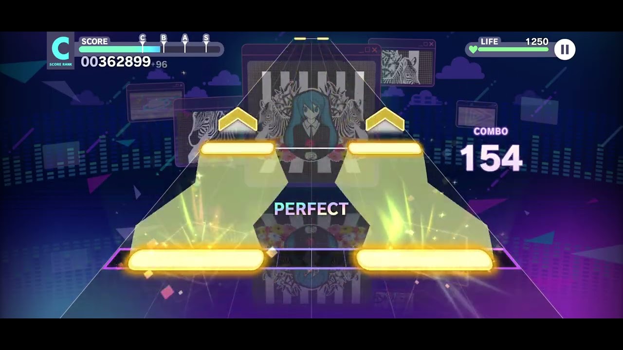 Rare footage of little timmy playing pooject sekai lol.