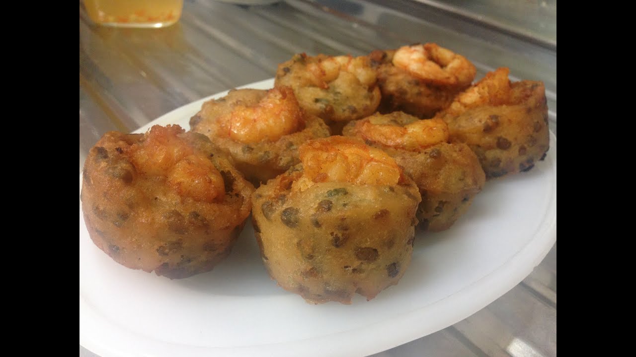 នំជើងជ្រូក ( នំកំប៉ុង )