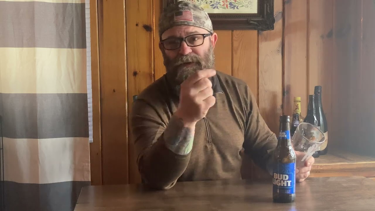 UNCONTROVERSIAL Beer Review - Bud Light