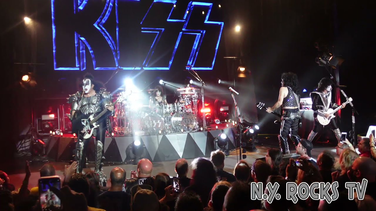 Kiss Kruise X 2021 Indoor Kiss Show # 2