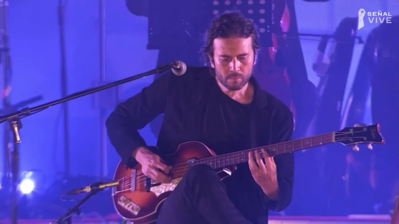 Zoé en él vive latino 2020 Luna