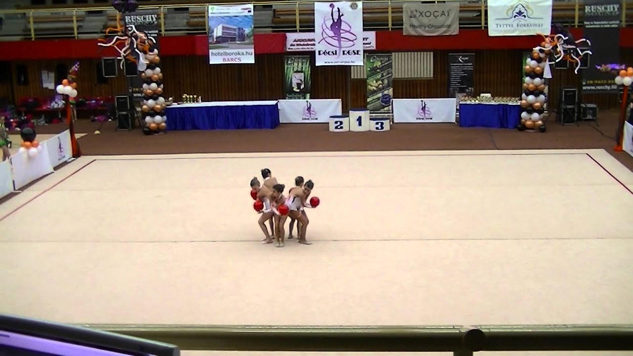 GUG-Gymnastiksport Union Graz Rhythmic Gymnastic 1. Platz Ballgruppe 3.11.2013 Pecz