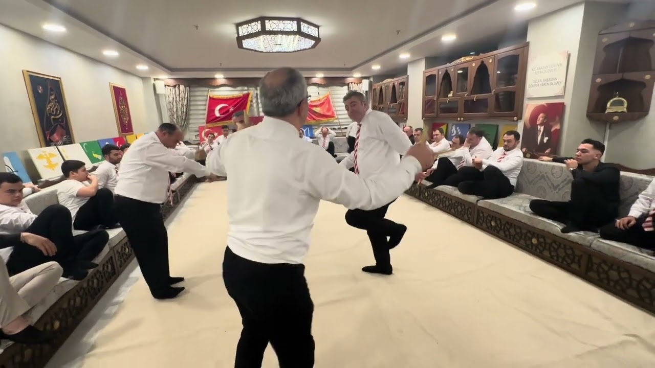Çankırı maruf köyü sultançiftliği Yaren’i evlatlarından kaşık oyunu