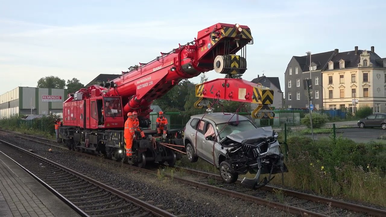 DB Netz Notfalltechnik im Einsatz in Remscheid Güldenwerth