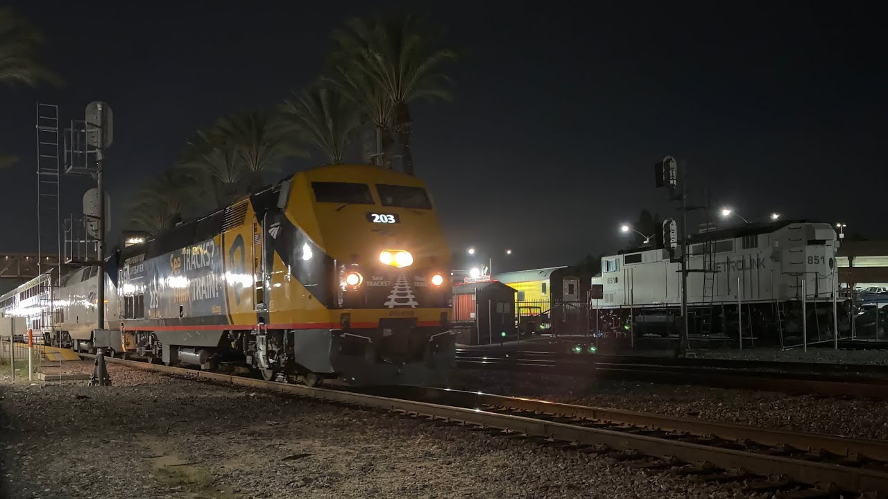 Railfanning Fullerton 2/14/26 Metrolink, Amtrak, Bnsf and 203 leading 